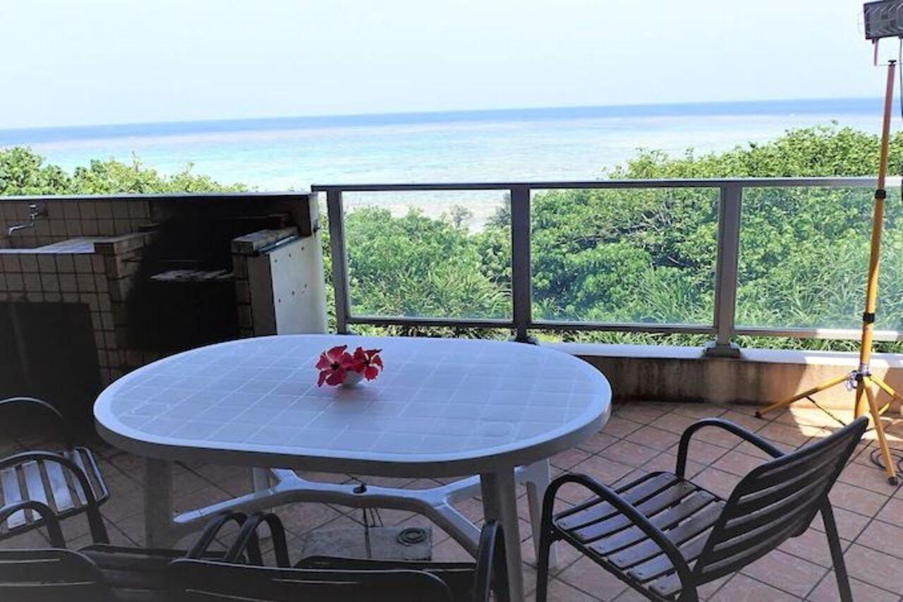 Ishigaki  Seaside Klatch -Villa&Sauna- מראה חיצוני תמונה