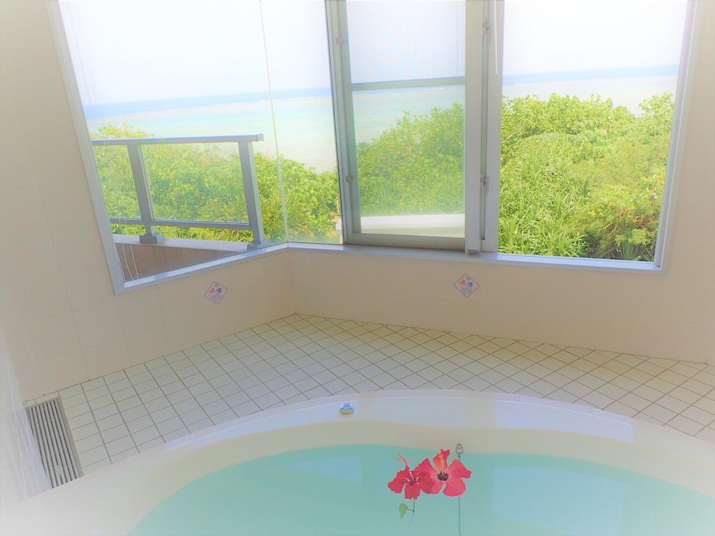 Ishigaki  Seaside Klatch -Villa&Sauna- מראה חיצוני תמונה